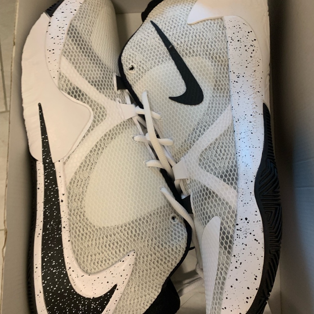 Nike Zoom freak 1 size 16. Brand new